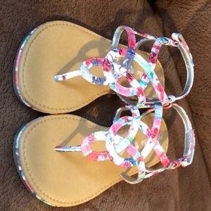 New sandals size 4